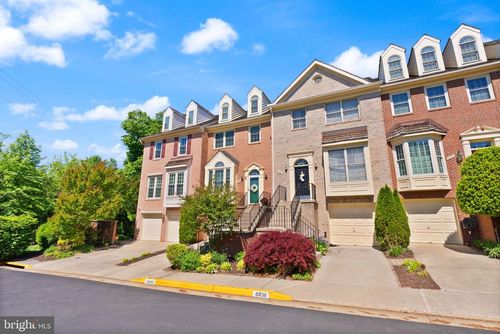 6040 Kelsey Ct, Falls Church, VA, 22044-2945 | Card Image