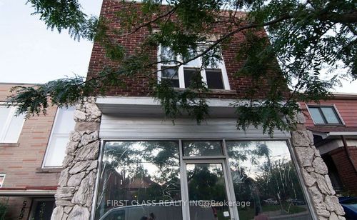 upper-567 Oakwood Ave, York, ON, M6E2X6 | Card Image