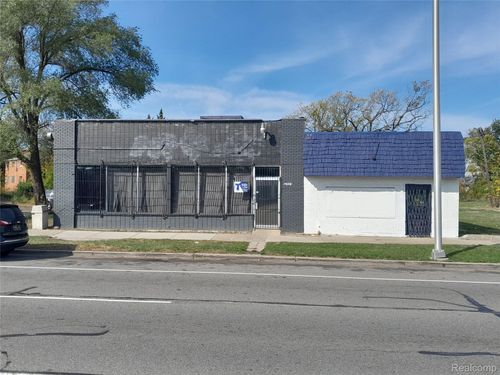 12121 Gratiot Ave, Detroit, MI, 48205-3954 | Card Image