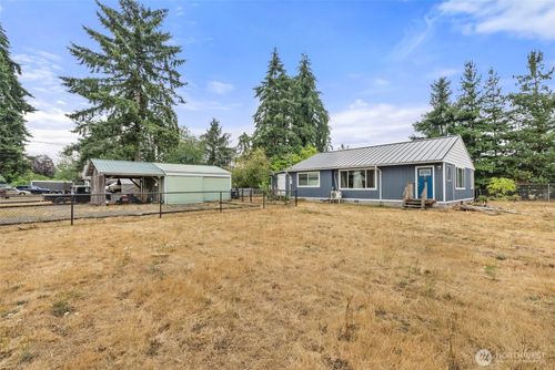 204 E Eagle St, Oakville, WA, 98568-4110 | Card Image