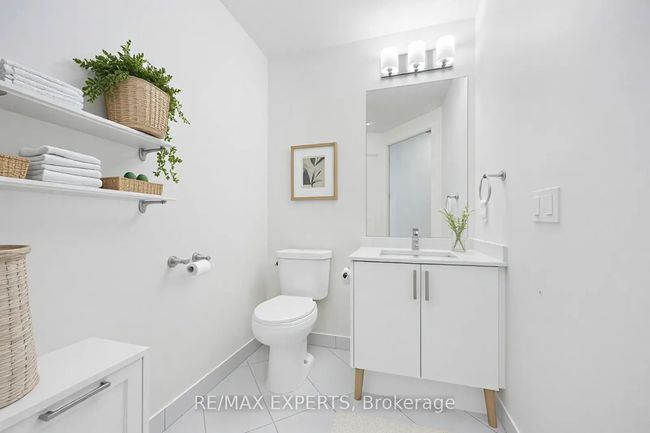 902 - 9000 Jane St, Condo with 2 bedrooms, 2 bathrooms and null parking in Concord ON | Image 17