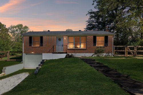 24 Garth Dr, Clarksville, TN, 37040-6559 | Card Image