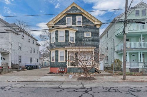 69 Sorrento St, Providence, RI, 02909-2229 | Card Image
