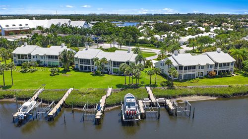 301-301 Captains Way, Jupiter, FL, 33477-4041 | Card Image