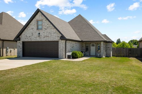 924 Sandra Ln, Jonesboro, AR, 72405 | Card Image