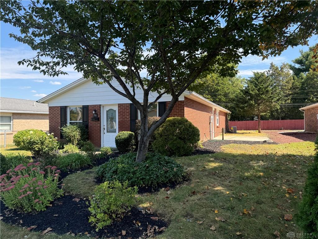 Cherry St, Eaton, OH 45320