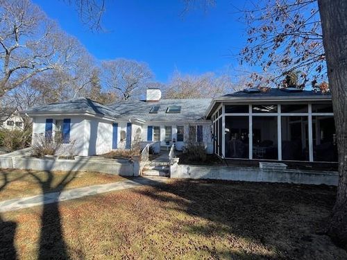 2 Crescent Rd, Port Jefferson, NY, 11777-1209 | Card Image