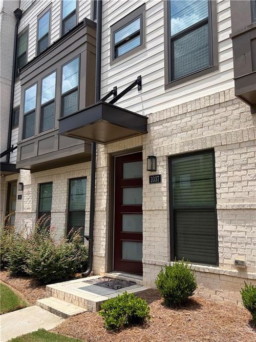 1037 Burnside Pl Nw, Atlanta, GA, 30318-5867 | Card Image