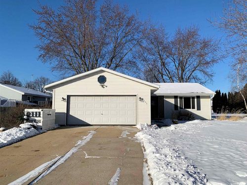 2111 Browning Drive, Janesville, WI, 53546 | Card Image