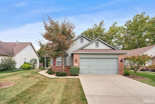 1872 Valley View Dr, Kokomo, IN, 46902-5067 | Card Image