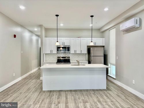 2-5423 Baltimore Ave, PHILADELPHIA, PA, 19143-2827 | Card Image