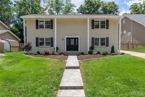 948 Barbara Ann Ln, Ellisville, MO, 63021-4724 | Card Image