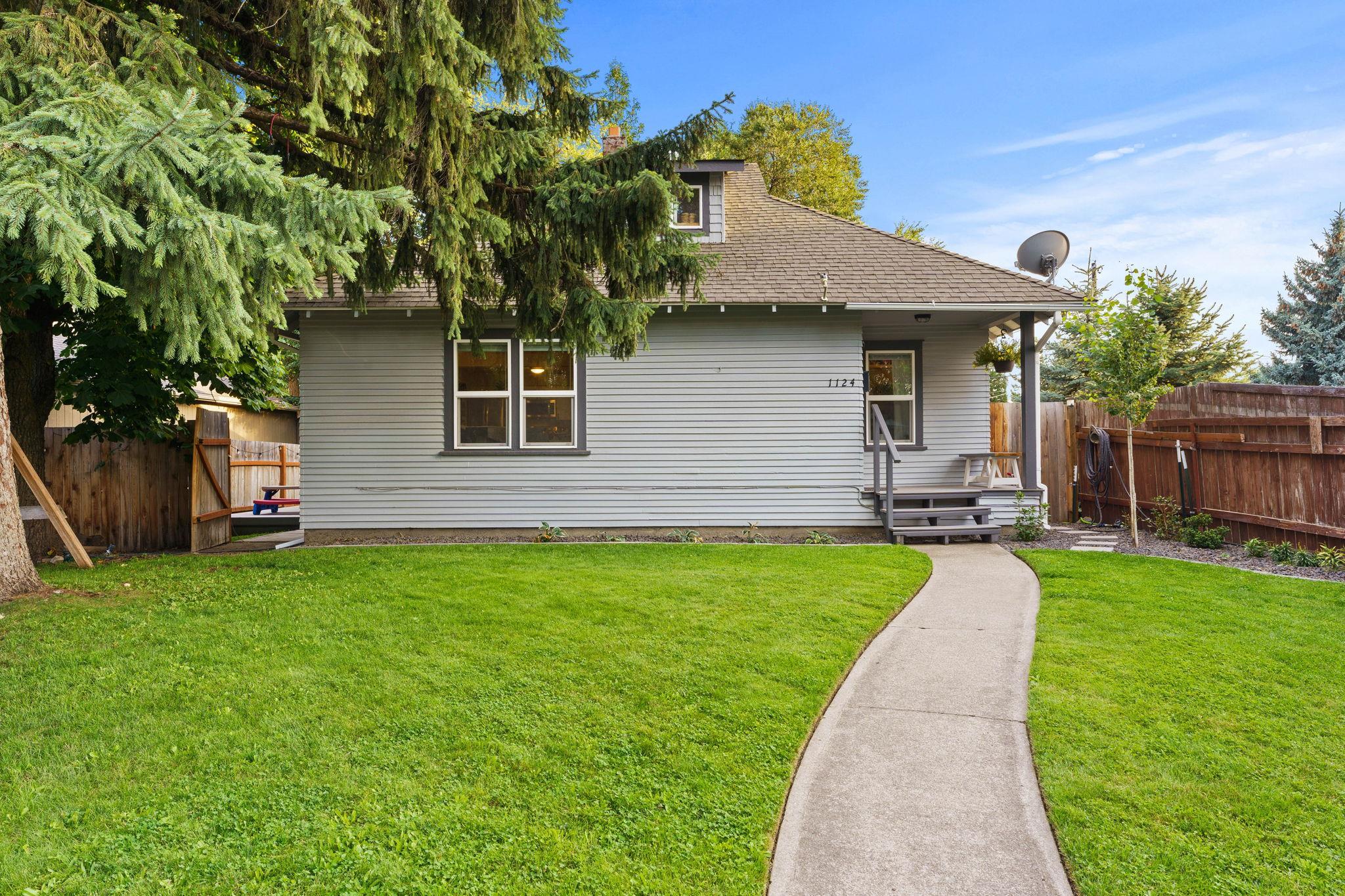 Bismark Ave, Spokane, WA 99208