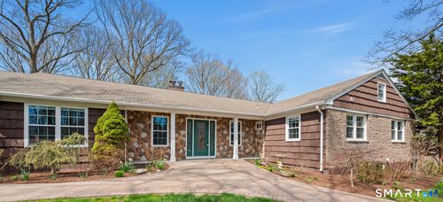 700 Royal Ln, Orange, CT, 06477-1812 | Card Image