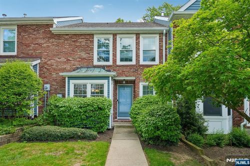 53 Woodledge Ct, Rockaway, NJ, 07866-2245 | Card Image