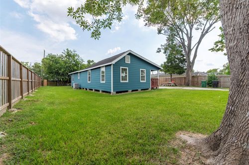 6228 Trescon Dr, Houston, TX, 77048-5328 | Card Image