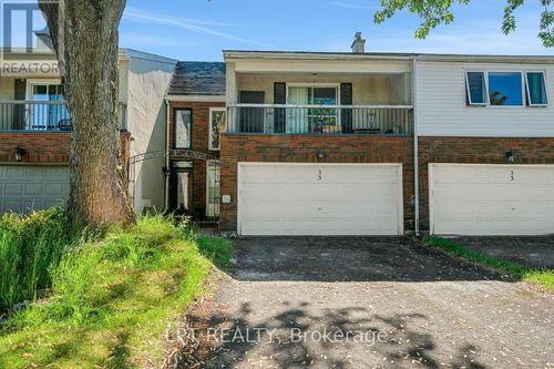 33 Estelle Crescent, Ottawa, ON, K2H5W9 | Card Image