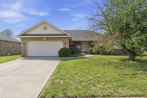 3931 S Hillsdale Ave, Springfield, MO, 65807-5422 | Card Image