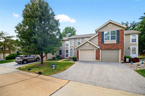 5-725 Sugar Glen Dr, Saint Peters, MO, 63376-7461 | Card Image