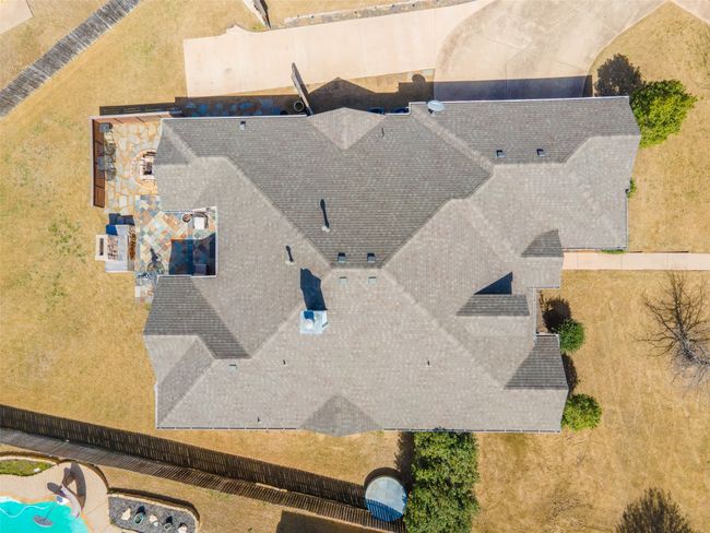 1801 Rim Rock Trl, House other with 3 bedrooms, 2 bathrooms and null parking in Mansfield TX | Image 28