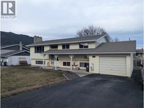 319 Larch St, Chase, BC, V0E1M0 | Card Image