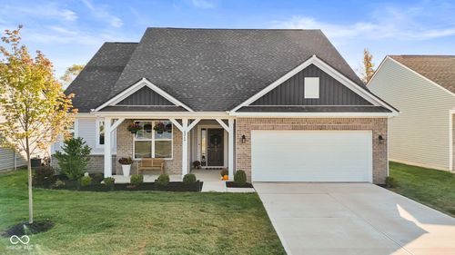 8264 Hulton Rd, Pendleton, IN, 46064-0220 | Card Image