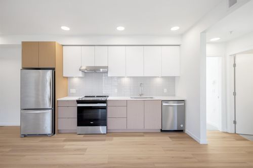 500-37994 2nd Ave, Squamish, BC, V8B1G3 | Card Image