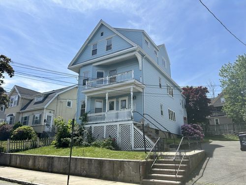 29 Oakland Ave, Everett, MA, 02149-3917 | Card Image