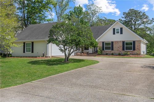 10 Laurelwood Dr, Covington, LA, 70433-4727 | Card Image
