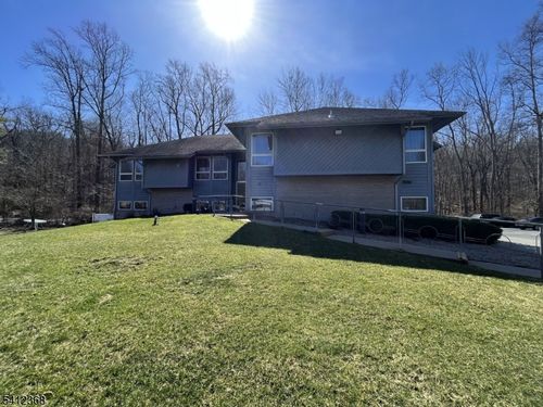 280 Newton Sparta Rd, Newton, NJ, 07860-2775 | Card Image