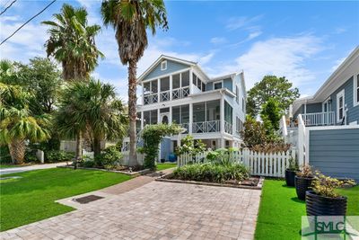 1314 2nd Avenue, Home with 5 bedrooms, 3 bathrooms and null parking in Tybee Island GA | Image 1