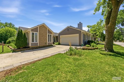 6424 Ashford Ct, Lisle, IL, 60532-3301 | Card Image