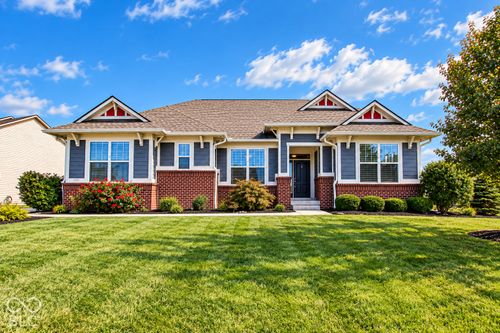 2475 Stonehaven Way, Avon, IN, 46123-5545 | Card Image