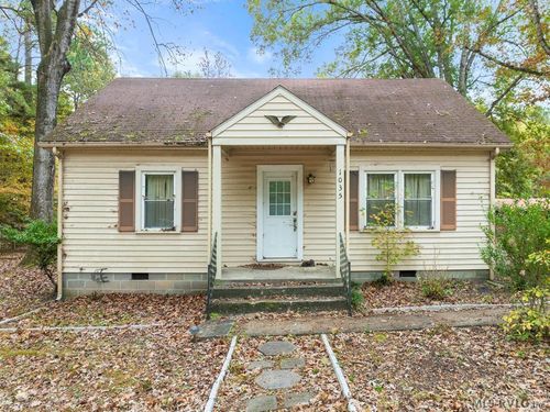 1035 Virginia Ave, Clarksville, VA, 23927-9040 | Card Image