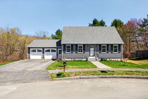 65 Felicia, Portland, ME, 04103 | Card Image
