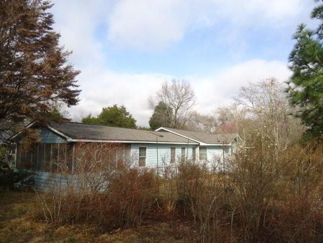 5264 N Ga Hwy 0041 North, House other with 3 bedrooms, 2 bathrooms and 4 parking in Mauk GA | Image 4