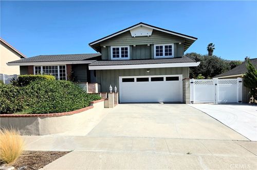 1640 Canyon Dr, Fullerton, CA, 92833-1703 | Card Image