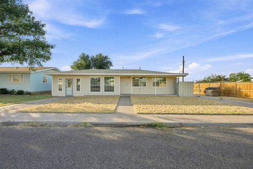 1813 E 43rd St, Odessa, TX, 79762-5327 | Card Image
