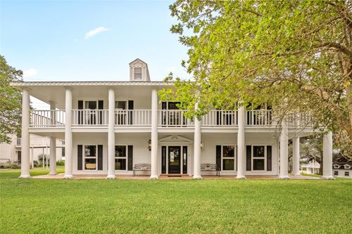 7023 Wolters Rd, Schulenburg, TX, 78956-5041 | Card Image