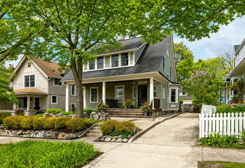1607 S University Ave, Ann Arbor, MI, 48104-2620 | Card Image