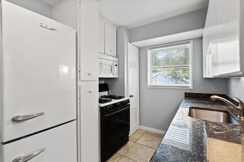 apt-c-5837 Locke Ave, Fort Worth, TX, 76107-5004 | Card Image