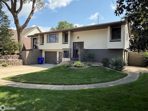 15429 Bayside Avenue, Clear Lake, IA, 50428 | Card Image