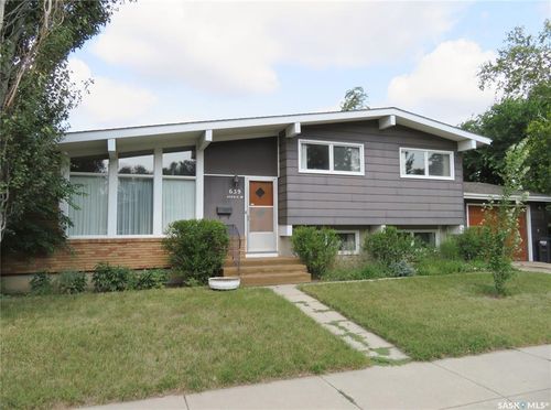 639 Acadia Dr, Saskatoon, SK, S7H3V8 | Card Image