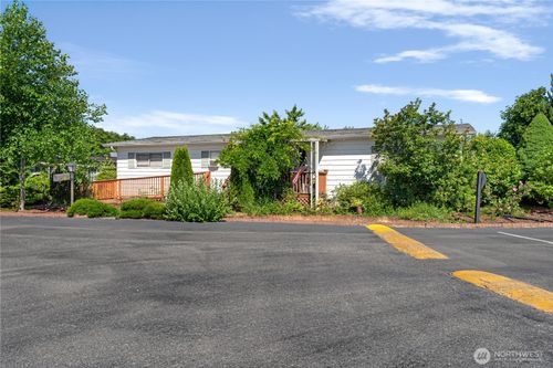3 Meander Way, Aberdeen, WA, 98520-8540 | Card Image