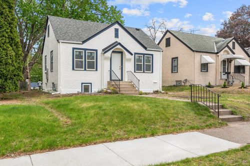 4424 Russell Ave N, Minneapolis, MN, 55412-1110 | Card Image