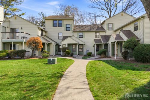 1507 Woodbridge Commons Way, Iselin, NJ, 08830-3029 | Card Image