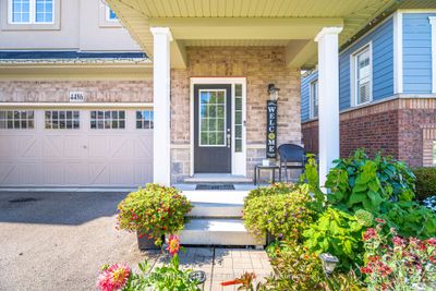 4486 Saw Mill Dr, Home with 3 bedrooms, 3 bathrooms and 6 parking in Niagara Falls ON | Image 2