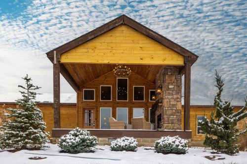 18999 River Rd, Athens, OH, 45701-9655 | Card Image