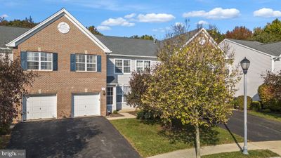 38 York Road, Townhouse with 3 bedrooms, 2 bathrooms and null parking in PRINCETON JUNCTION NJ | Image 1