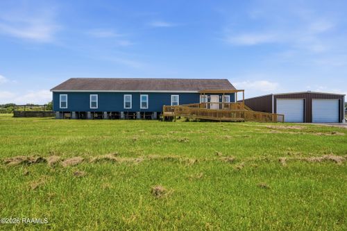 1301 L Dubois Rd, New Iberia, LA, 70560-8585 | Card Image